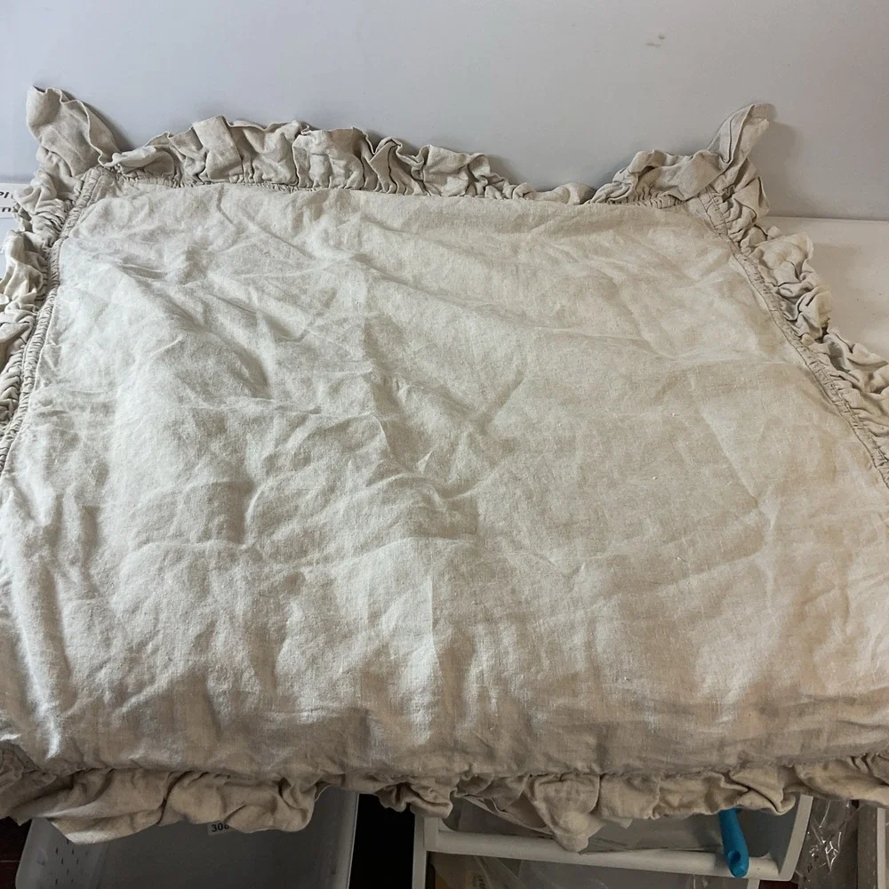 Pottery Barn Belgian Flax Linen Fringe Ruffle‎ Euro Pillow Sham tan EUC